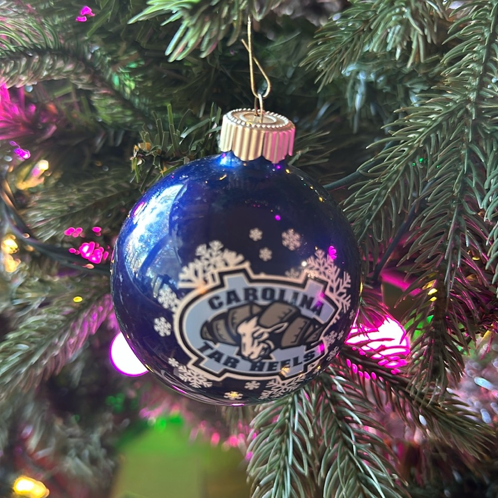 NC North‎ Carolina Tar Heels Christmas tree ornament Ball